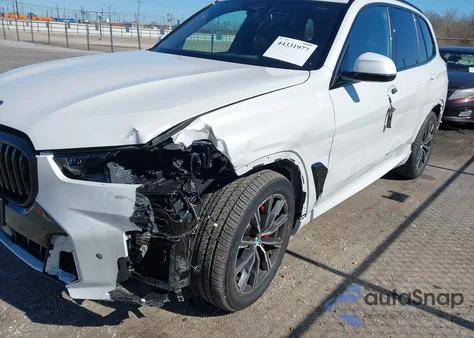 2026 BMW X5 xDrive40I z USA, uszkodzony, nr VIN 5UX23EU00T9226819